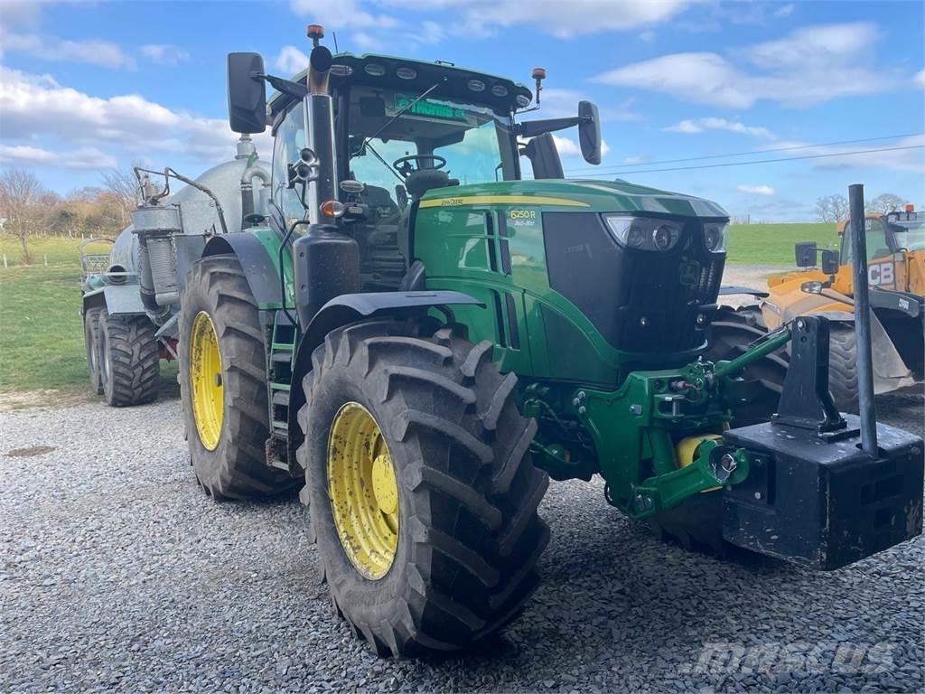 John Deere 6250R Tractoare