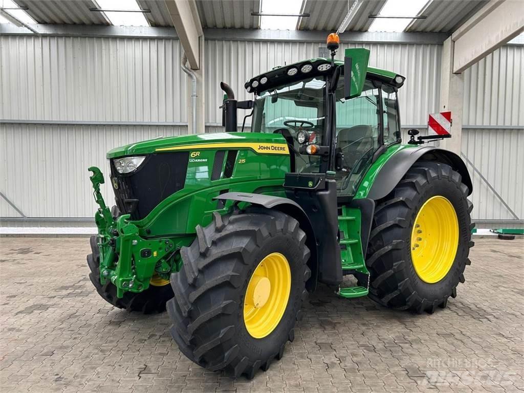 John Deere 6R 215 Tractoare
