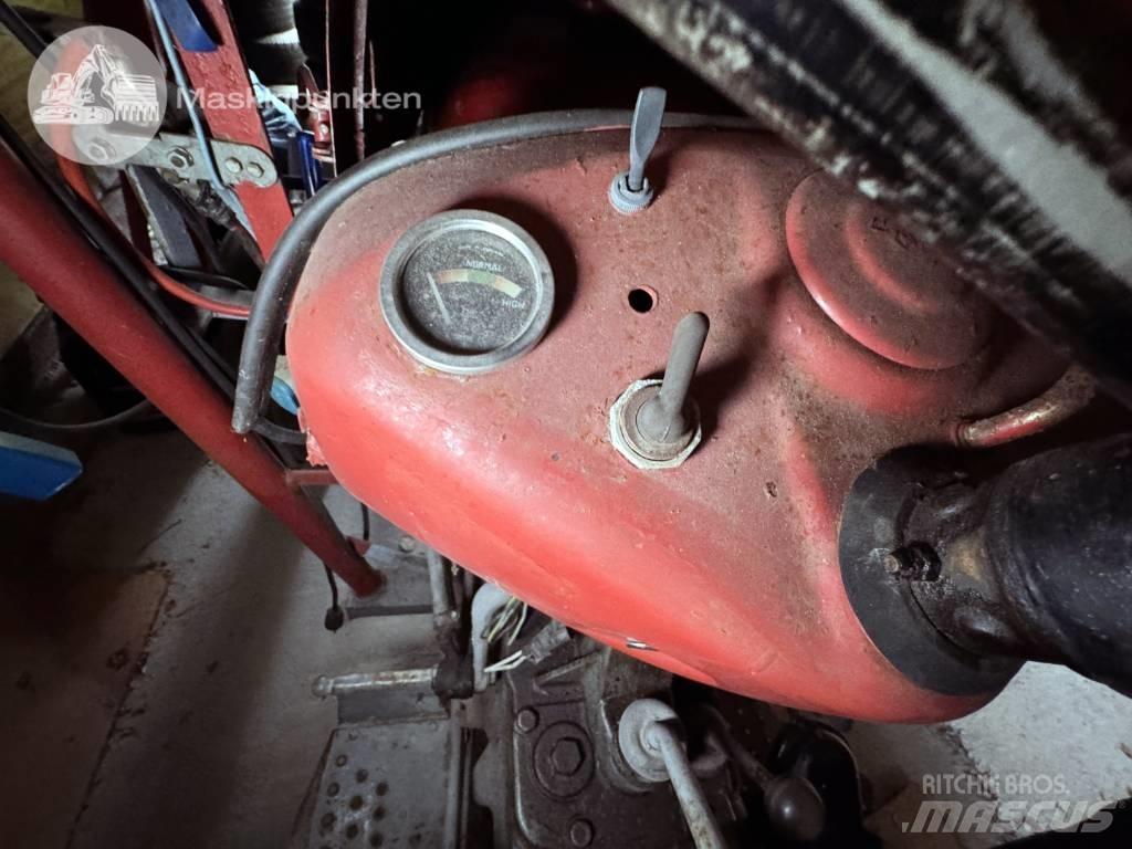Massey Ferguson 35 Tractoare
