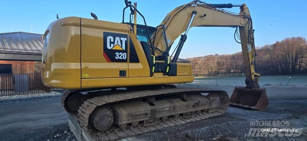 CAT 320 Excavatoare pe șenile
