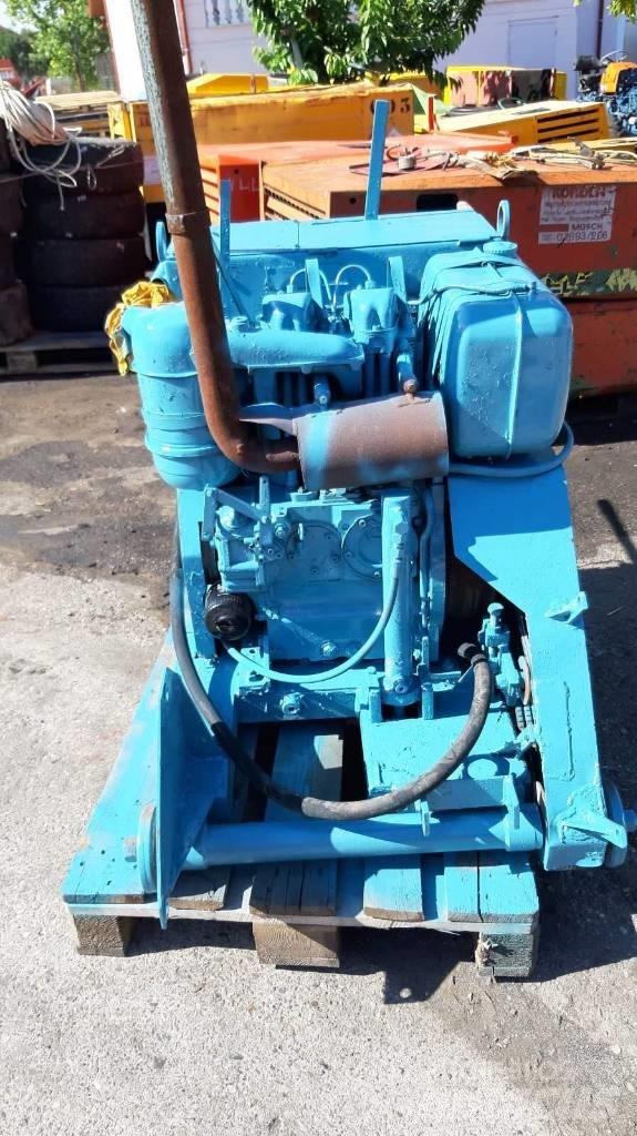 Hanix 32 HP Utilaje construcții - Altele