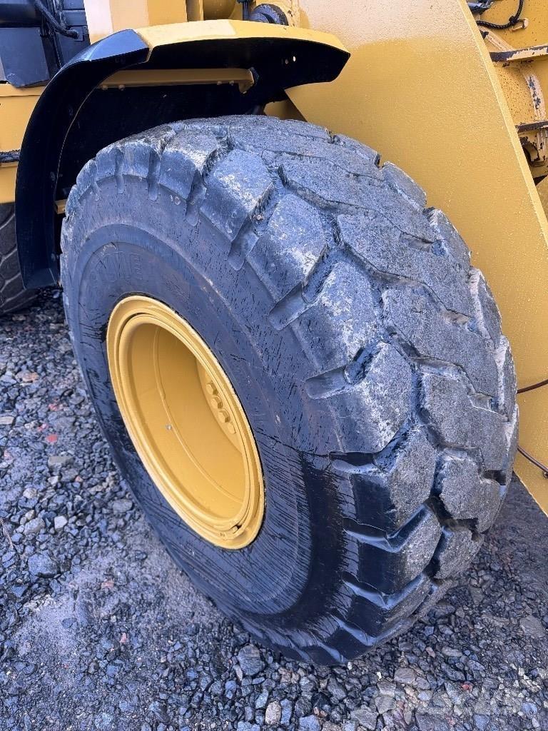 CAT 930 M Incarcator pe pneuri