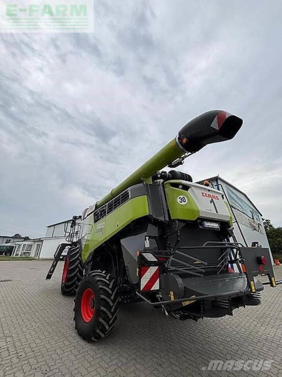 CLAAS lexion 6800 Combine de secerat