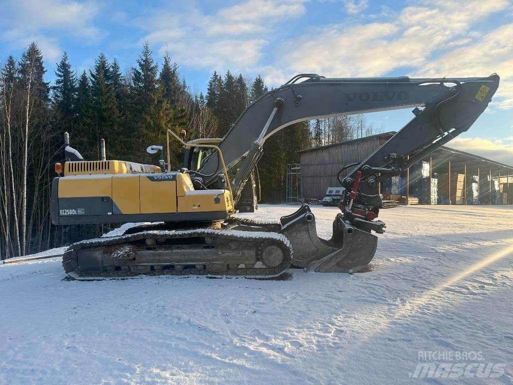 Volvo EC 250 D L Excavatoare pe șenile
