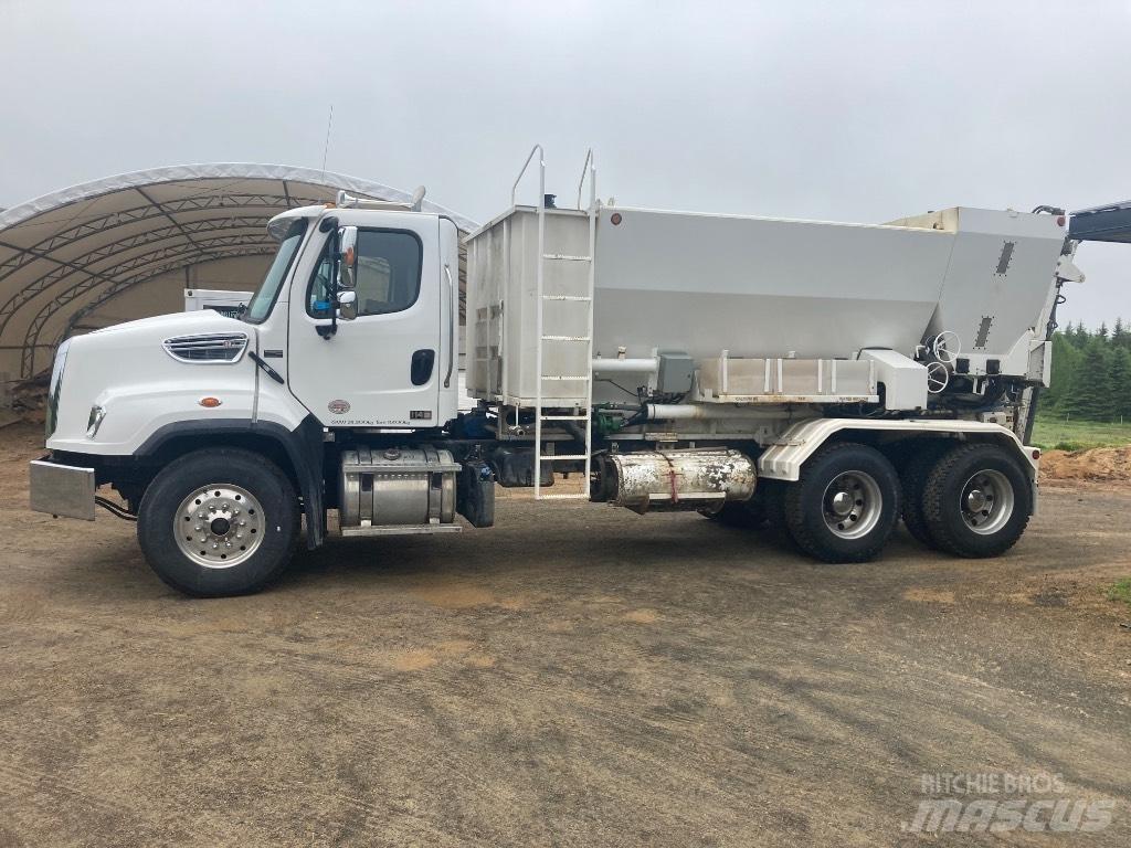 Freightliner SD 114 Betoniera