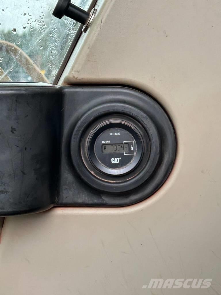 CAT 325 C LN Excavatoare pe șenile
