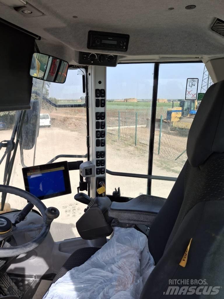 Volvo L 220 H Incarcator pe pneuri
