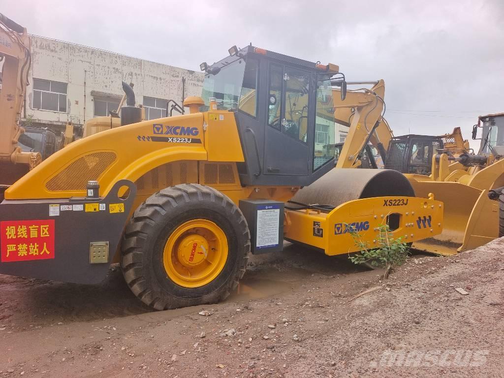 XCMG XS223J Compactoare monocilindrice