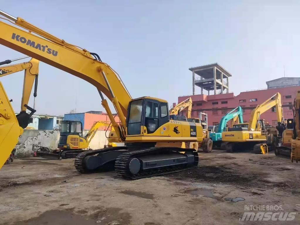 Komatsu PC 400 Excavatoare pe șenile

