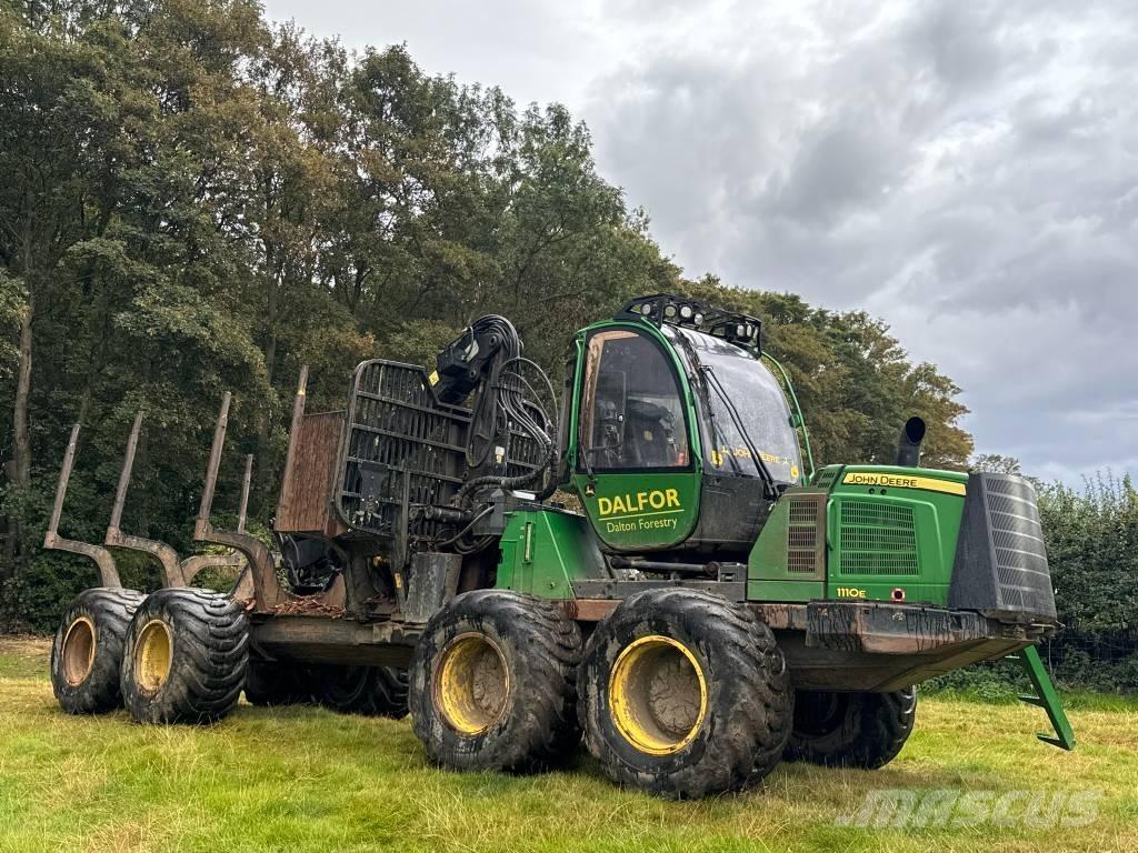 John Deere 1110 E Transportoare