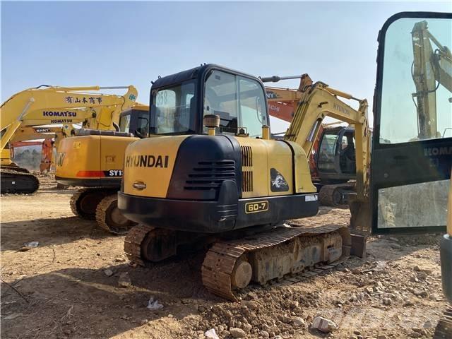 Hyundai 60 Excavatoare pe șenile
