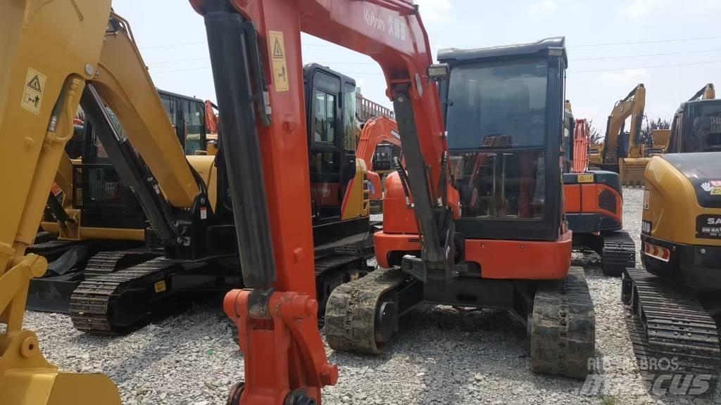 Kubota KX155 Excavatoare pe șenile
