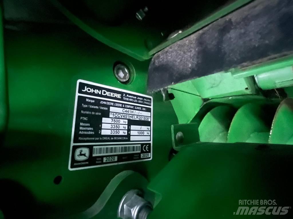 John Deere V451R Masina de balotat cilindric
