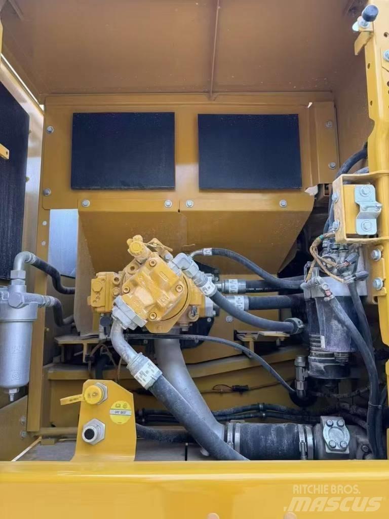 CAT 336GC Excavatoare pe șenile

