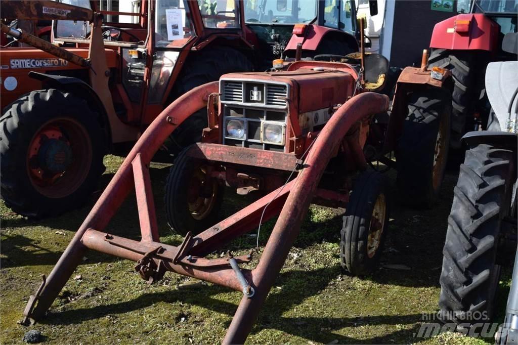 Case IH 383 Tractoare