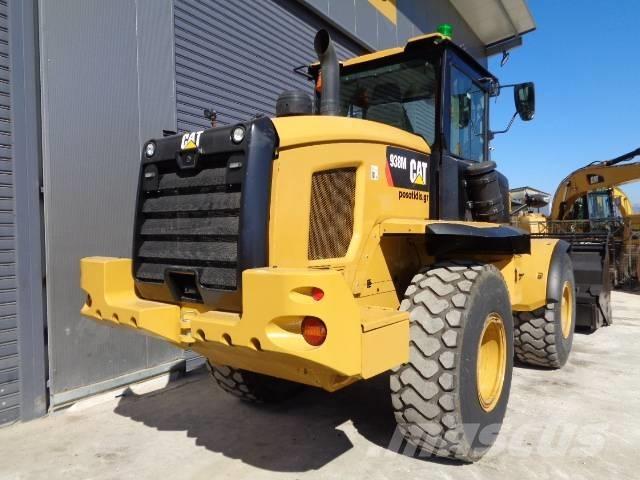 CAT 938M Incarcator pe pneuri