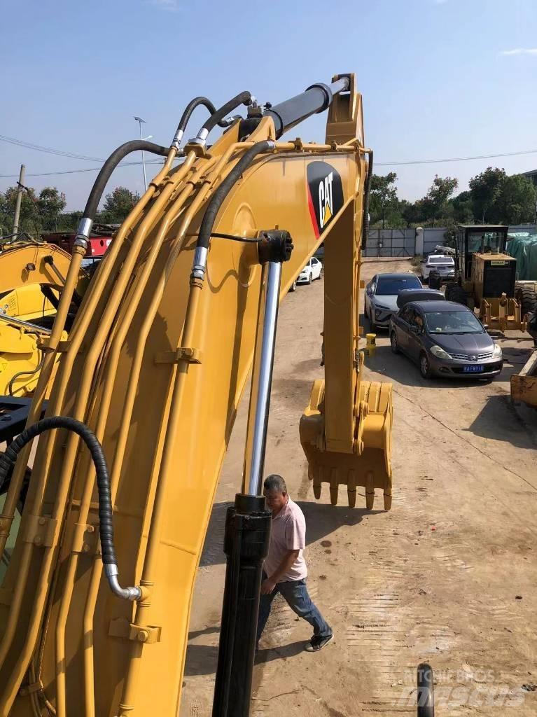 CAT 320 D Excavatoare pe șenile
