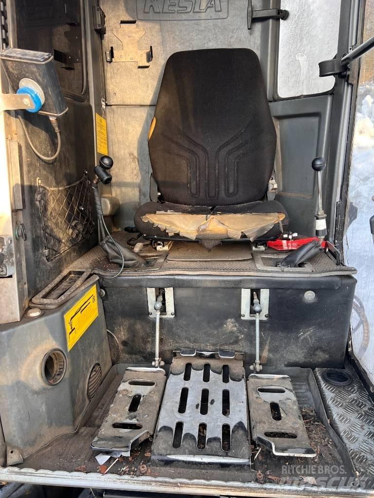 Kesla 2110T Macarale forestiere