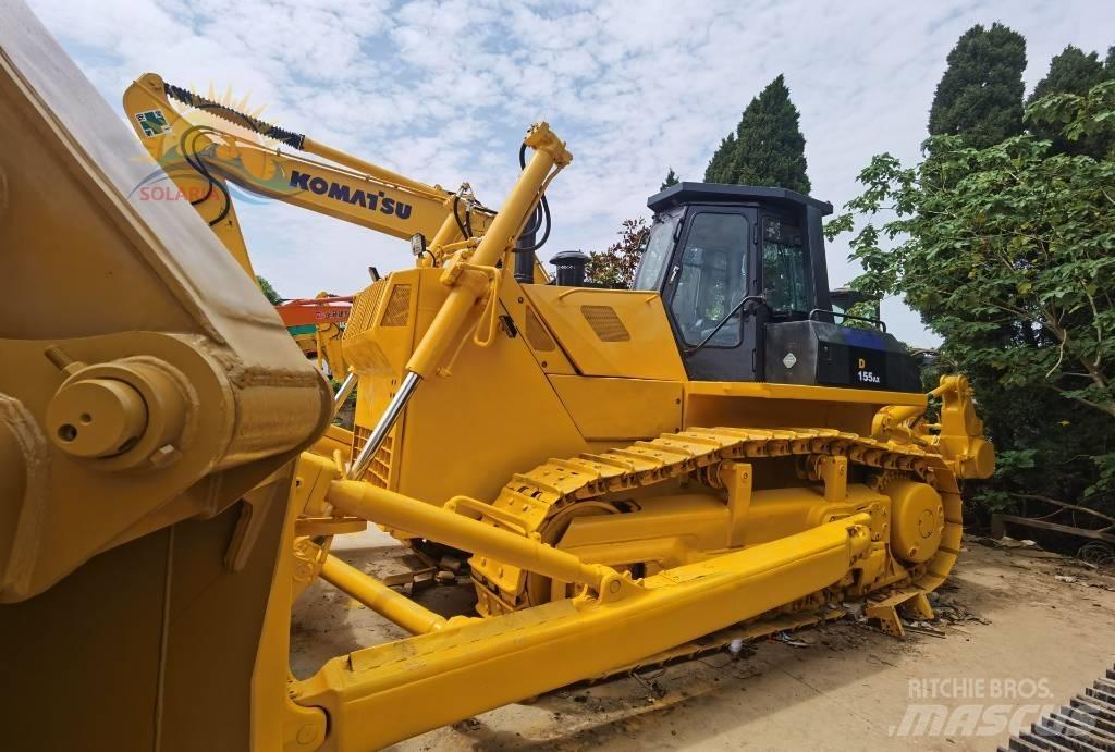 Komatsu D 155 AX Buldozere pe senile