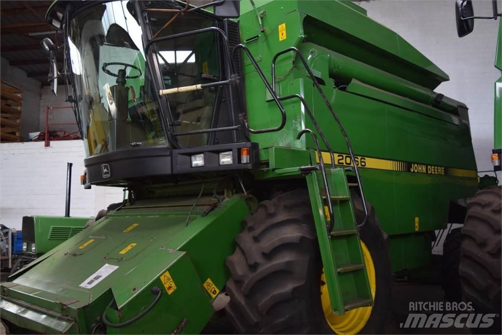 John Deere 2066 Combine de secerat
