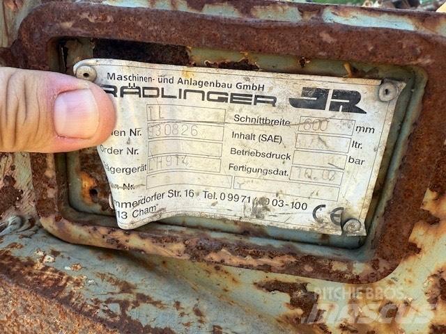 Liebherr R914 600 MM Excavator