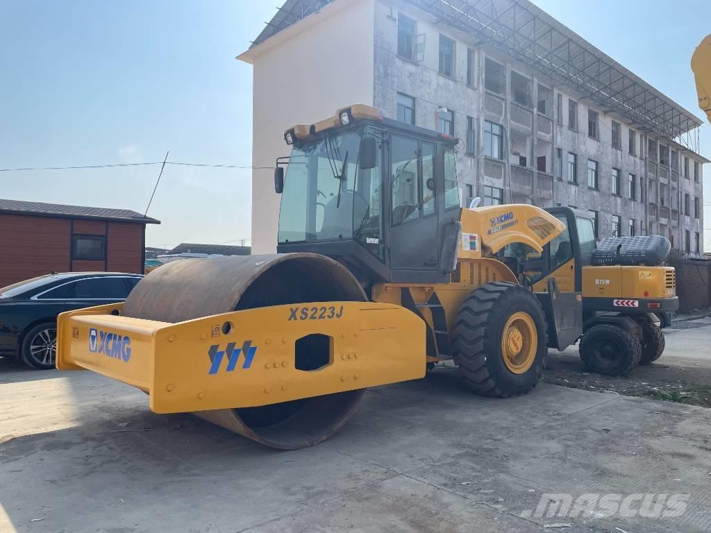 XCMG XS 223 J Compactoare monocilindrice