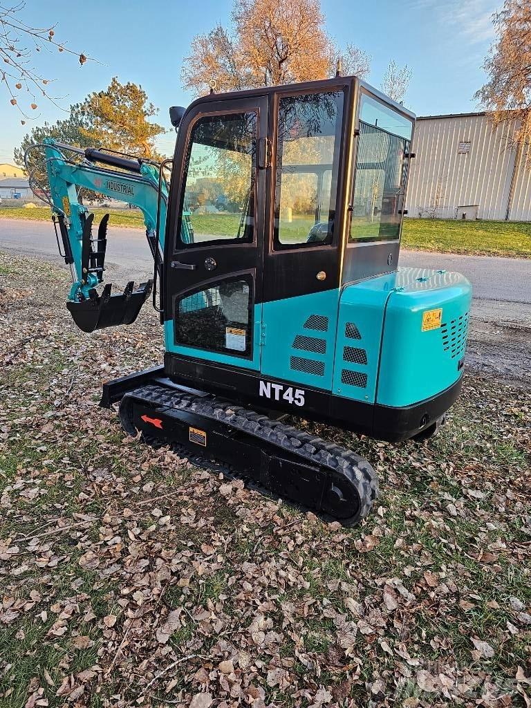 AGT NT45 Mini excavatoare < 7t