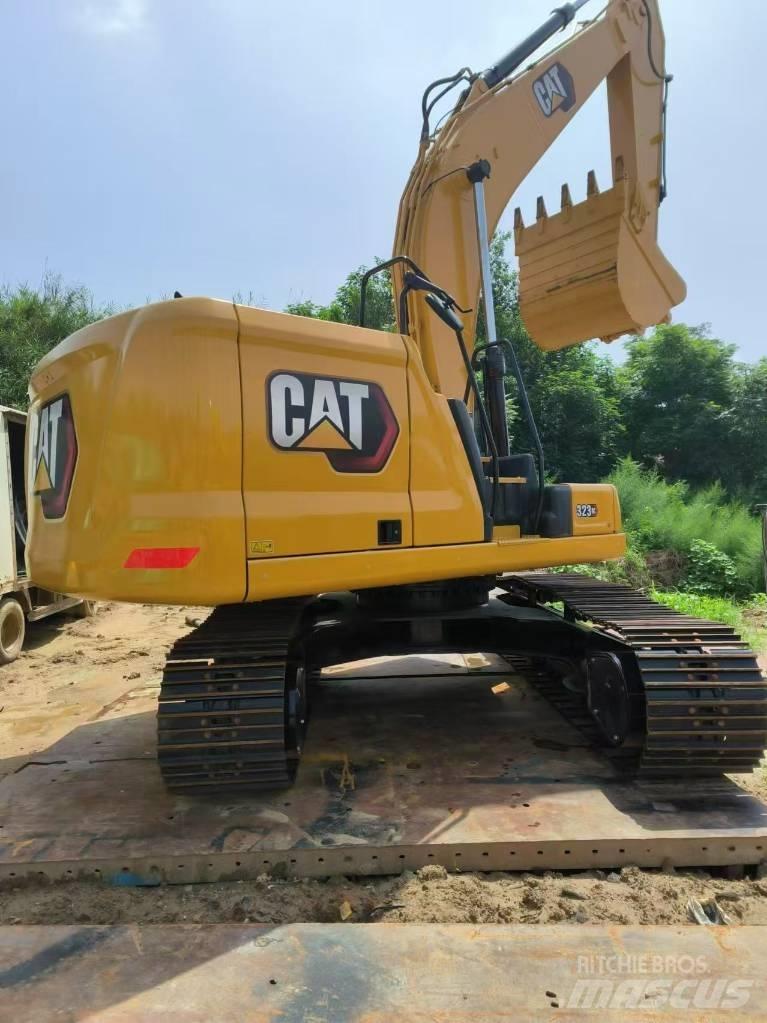 CAT 323 GC Excavatoare pe șenile
