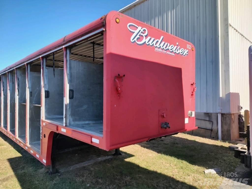 Mickey 18 BAY Remorci transport bauturi