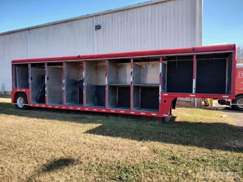 Mickey 18 BAY Remorci transport bauturi