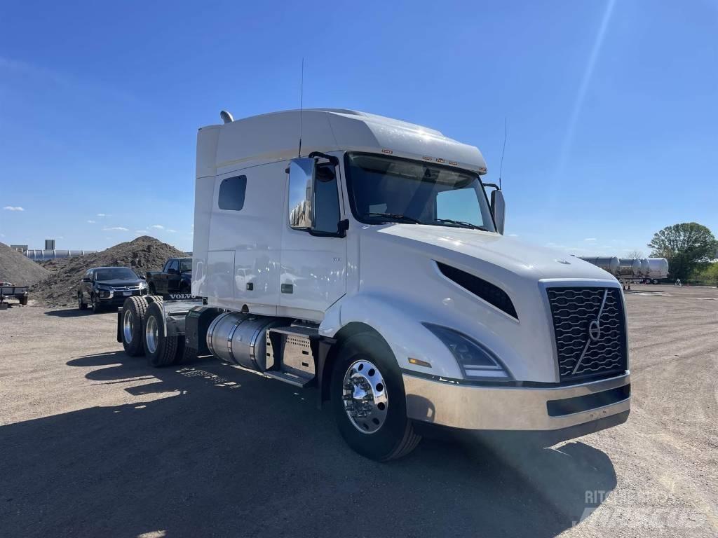 Volvo VNL 740 Autotractoare