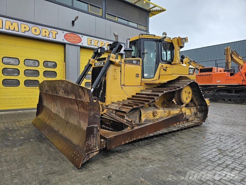 CAT D6T Buldozere pe senile