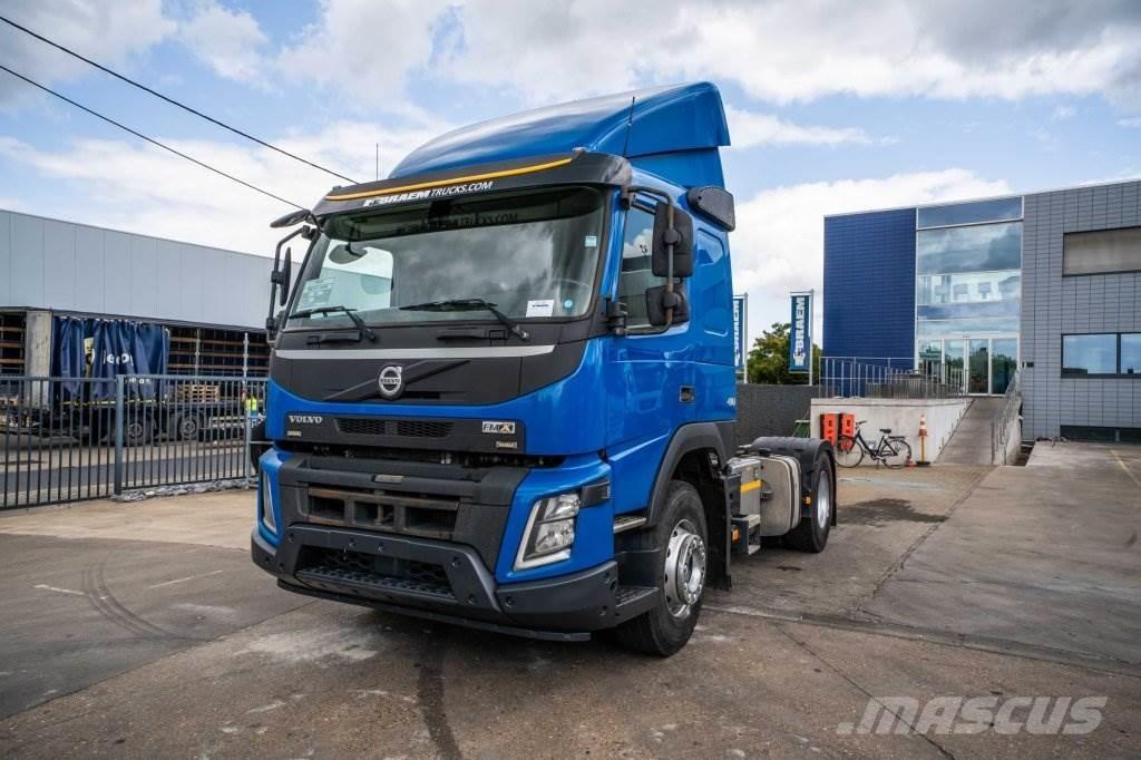 Volvo FMX 420 + HYDR. Autotractoare