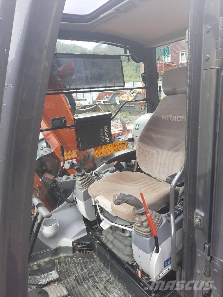 Hitachi ZX 85 US-5 Excavatoare 7t - 12t