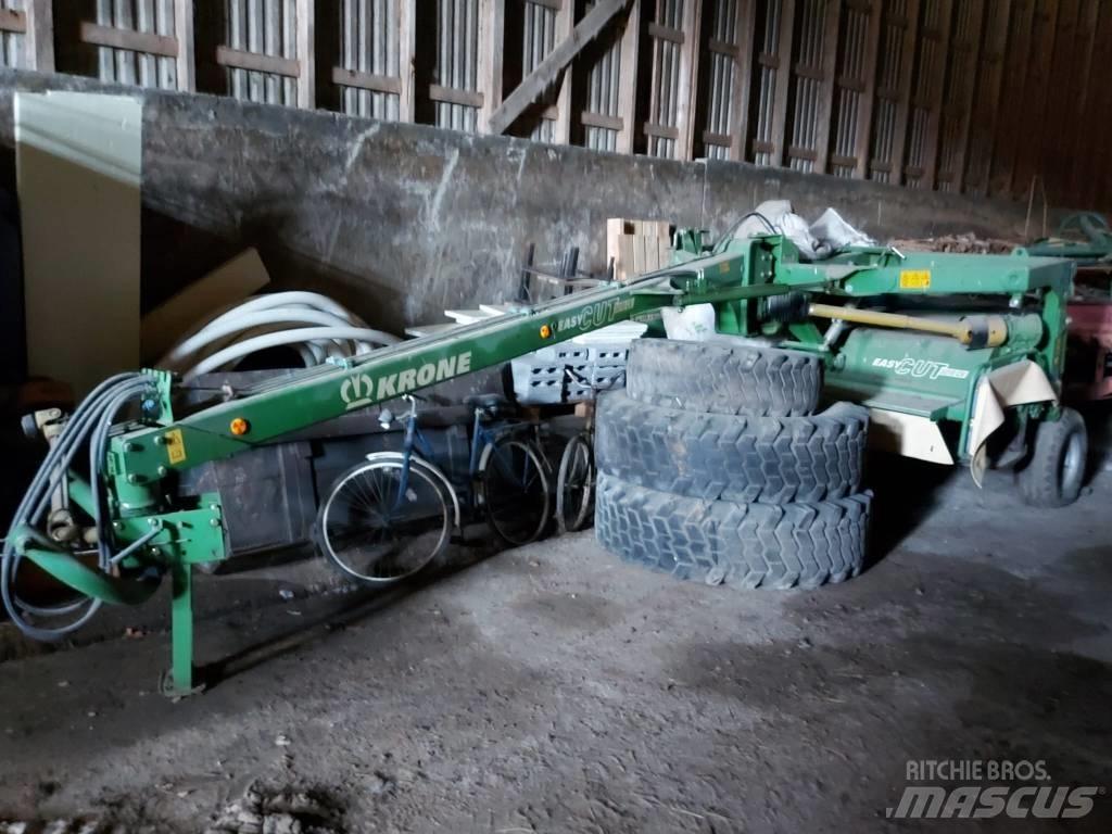 Krone 3210 CV Cositoare de iarba cu umidificator