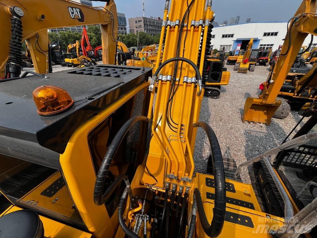 Komatsu PC 240 LC-8 Excavatoare pe șenile
