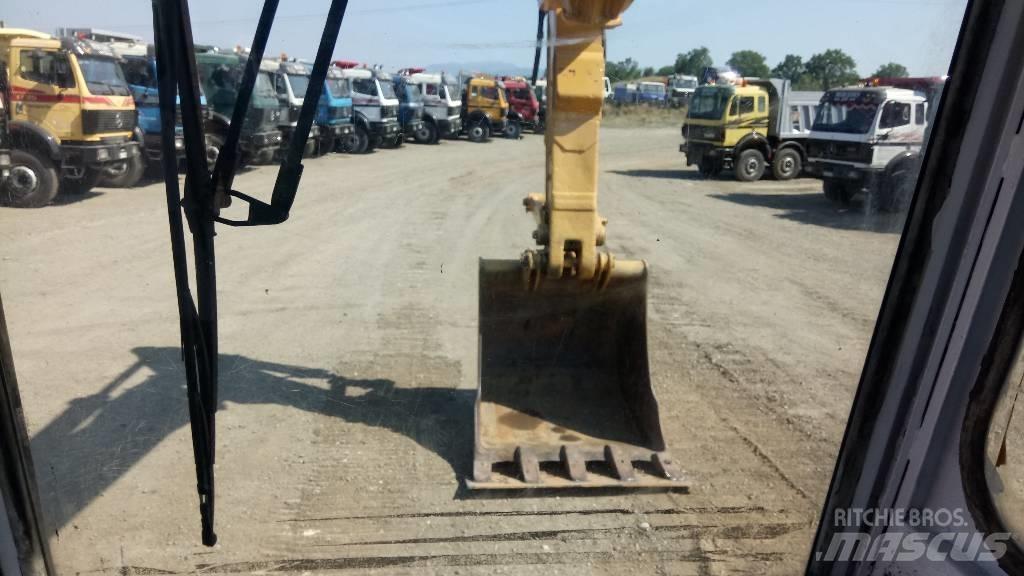 International 640 HD Excavatoare pe șenile
