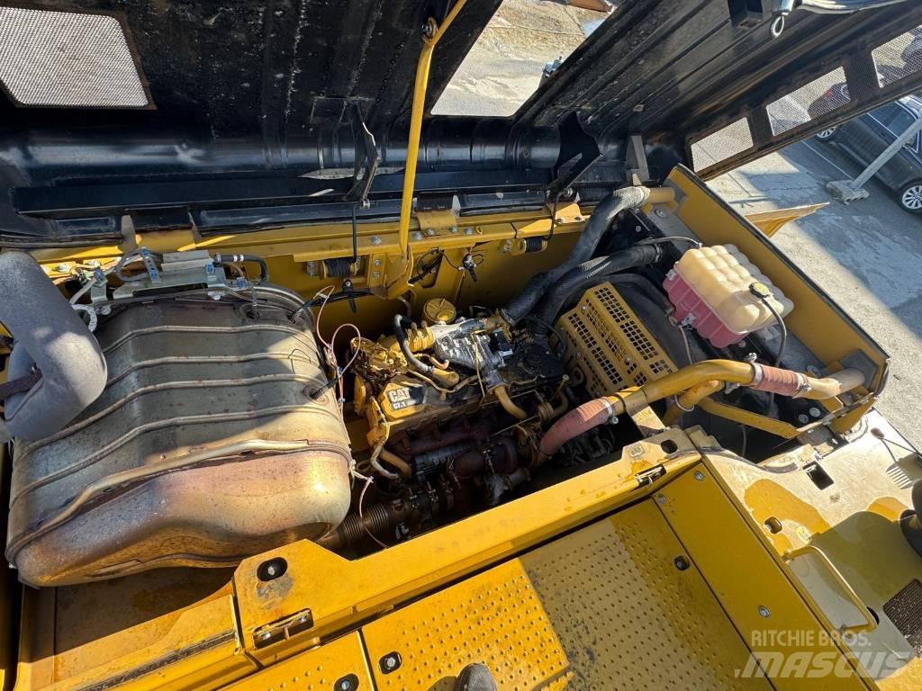 CAT 330FL Excavatoare pe șenile
