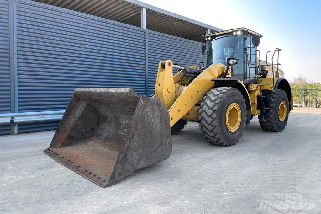CAT 950M Incarcator pe pneuri