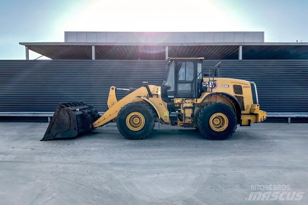 CAT 950M Incarcator pe pneuri