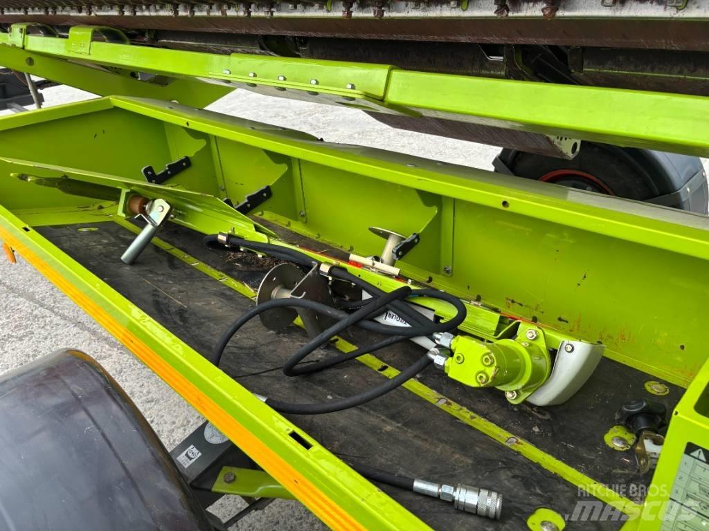CLAAS Lexion 750 TT Combine de secerat