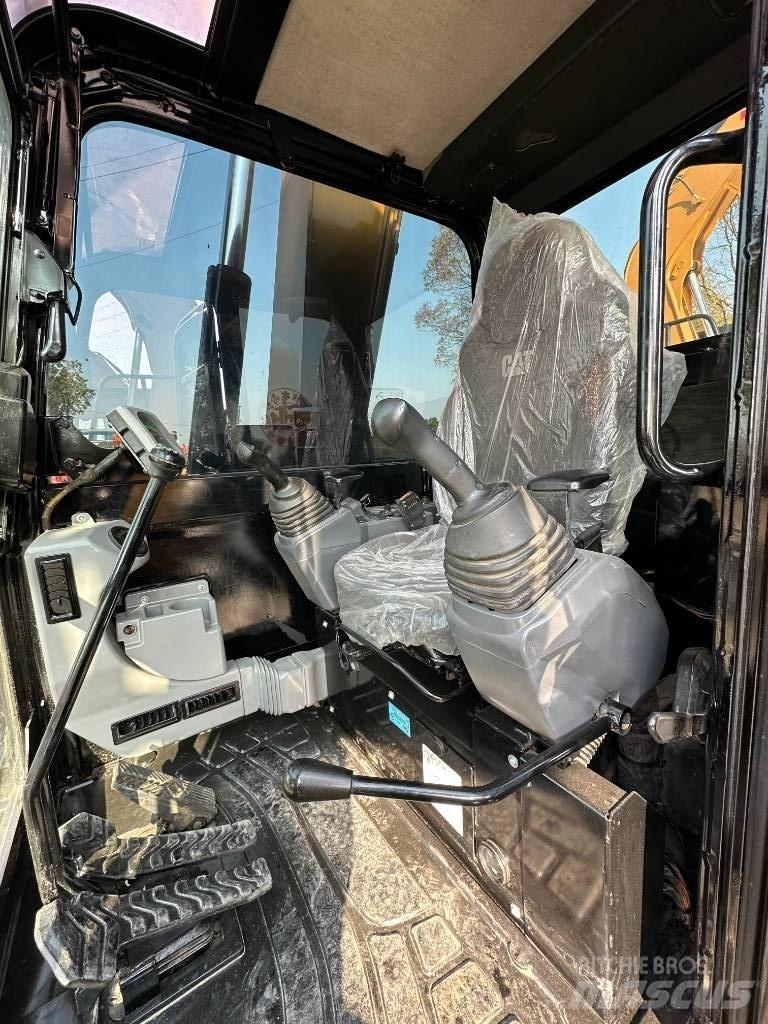 CAT 308E2 Excavatoare pe șenile
