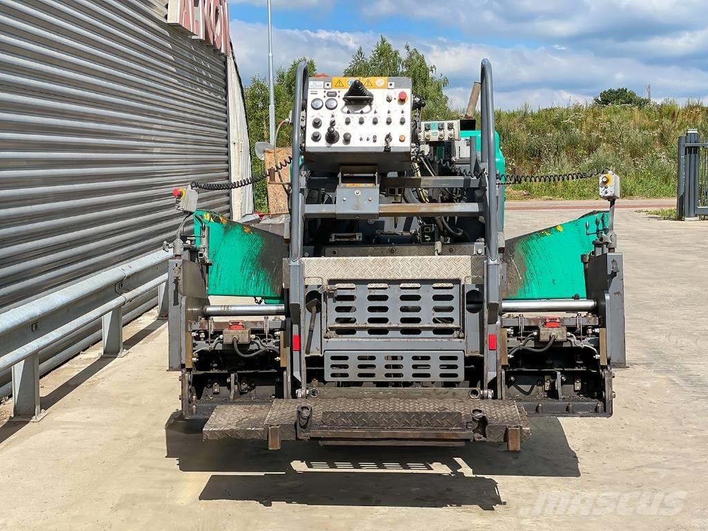 Vögele SUPER 800 Pavatoare asfalt