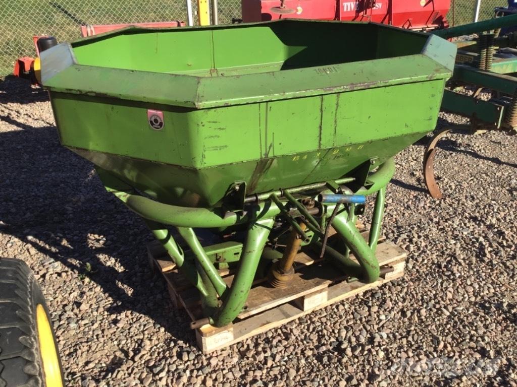 Amazone ZA-E1002 Împrastierea mineralelor