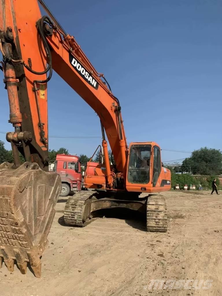 Doosan DH300 Excavatoare pe șenile
