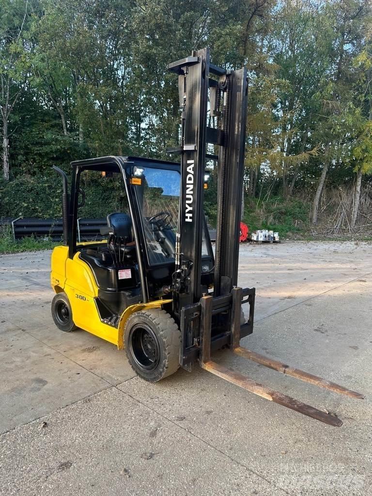 Hyundai 30 D-9 Stivuitor diesel
