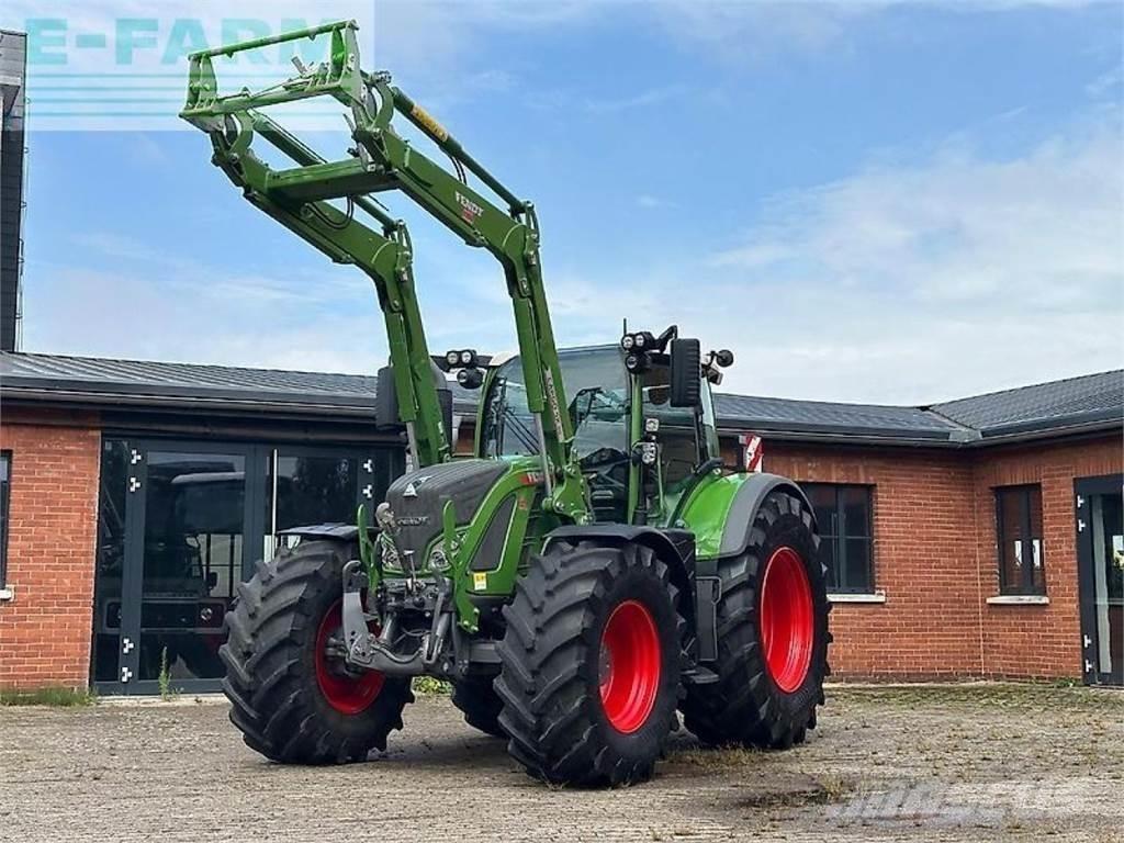 Fendt 724 Vario Tractoare