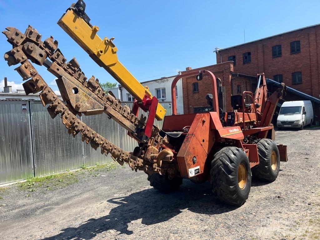 Ditch Witch 7510 Excavatoare de santuri