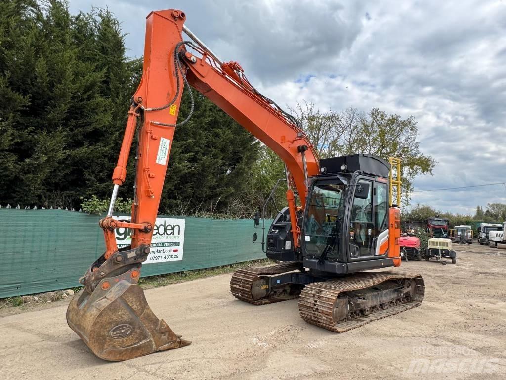 Hitachi ZX135US-7 Excavatoare pe șenile
