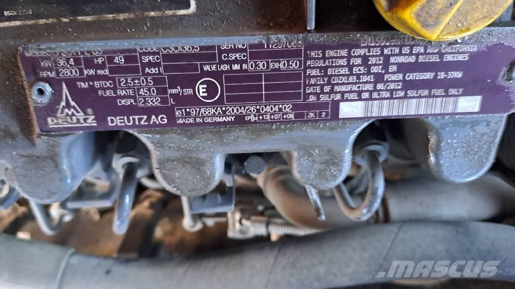 JLG 450 AJ Nacele cu brat articulat